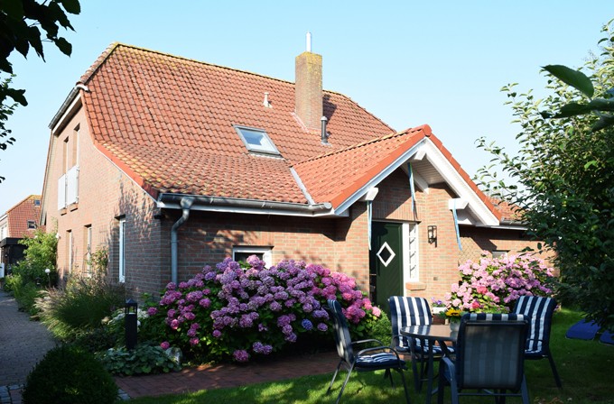 Bild "FERIENWOHNUNG:ferienwohnung-greetsiel-schnack-02.jpg"